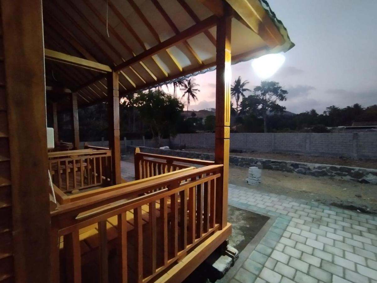 Mandalika Queen Hostel Kuta  Luaran gambar